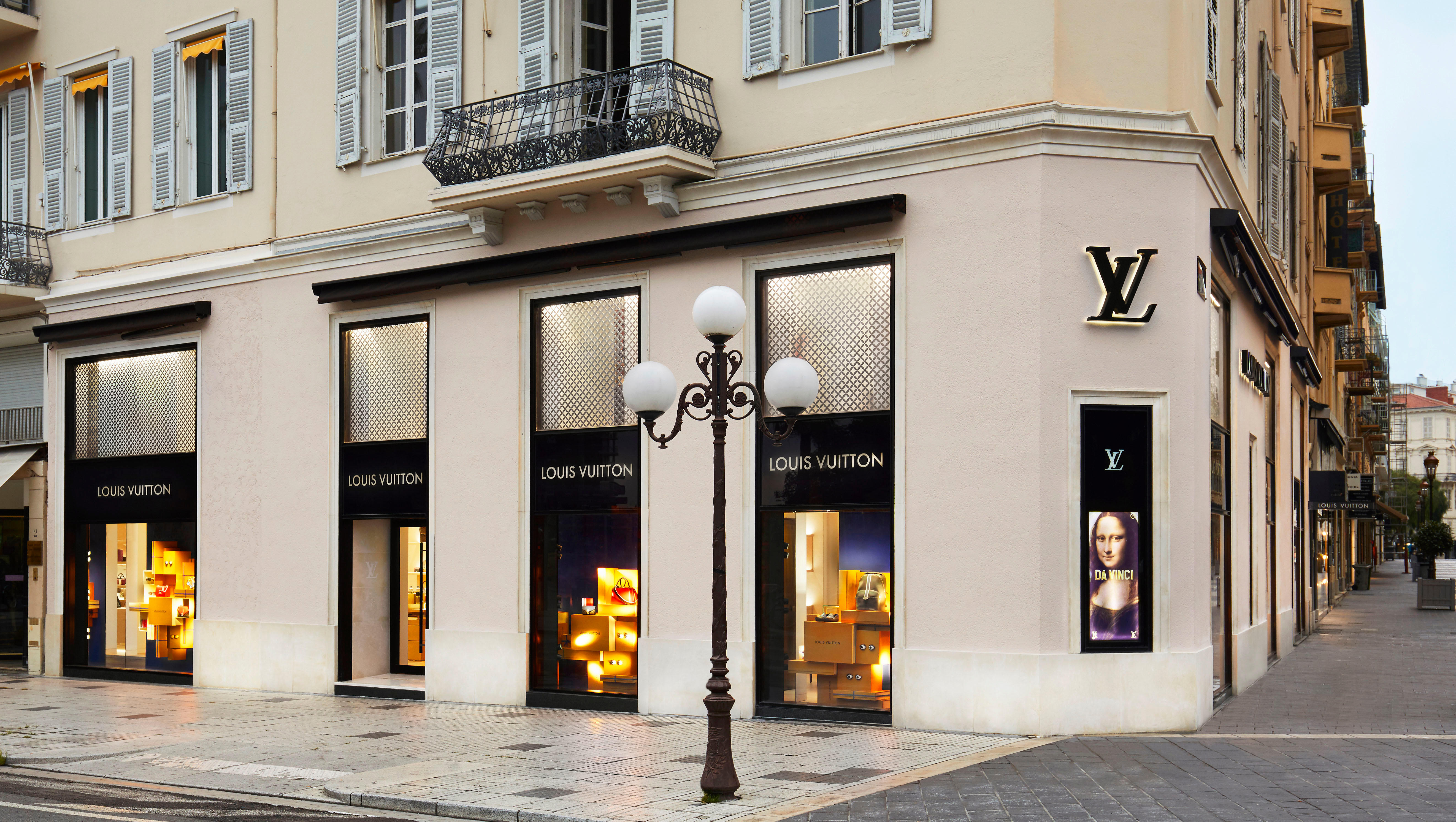 Images Louis Vuitton Nice