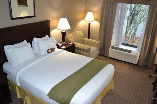 Images Holiday Inn Express Brockton - Boston by IHG