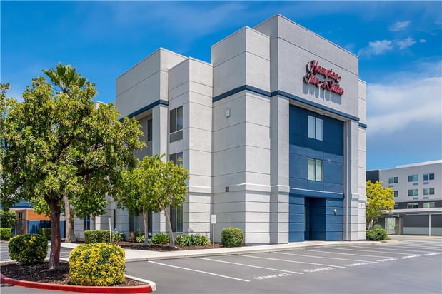 Images Hampton Inn & Suites Lathrop