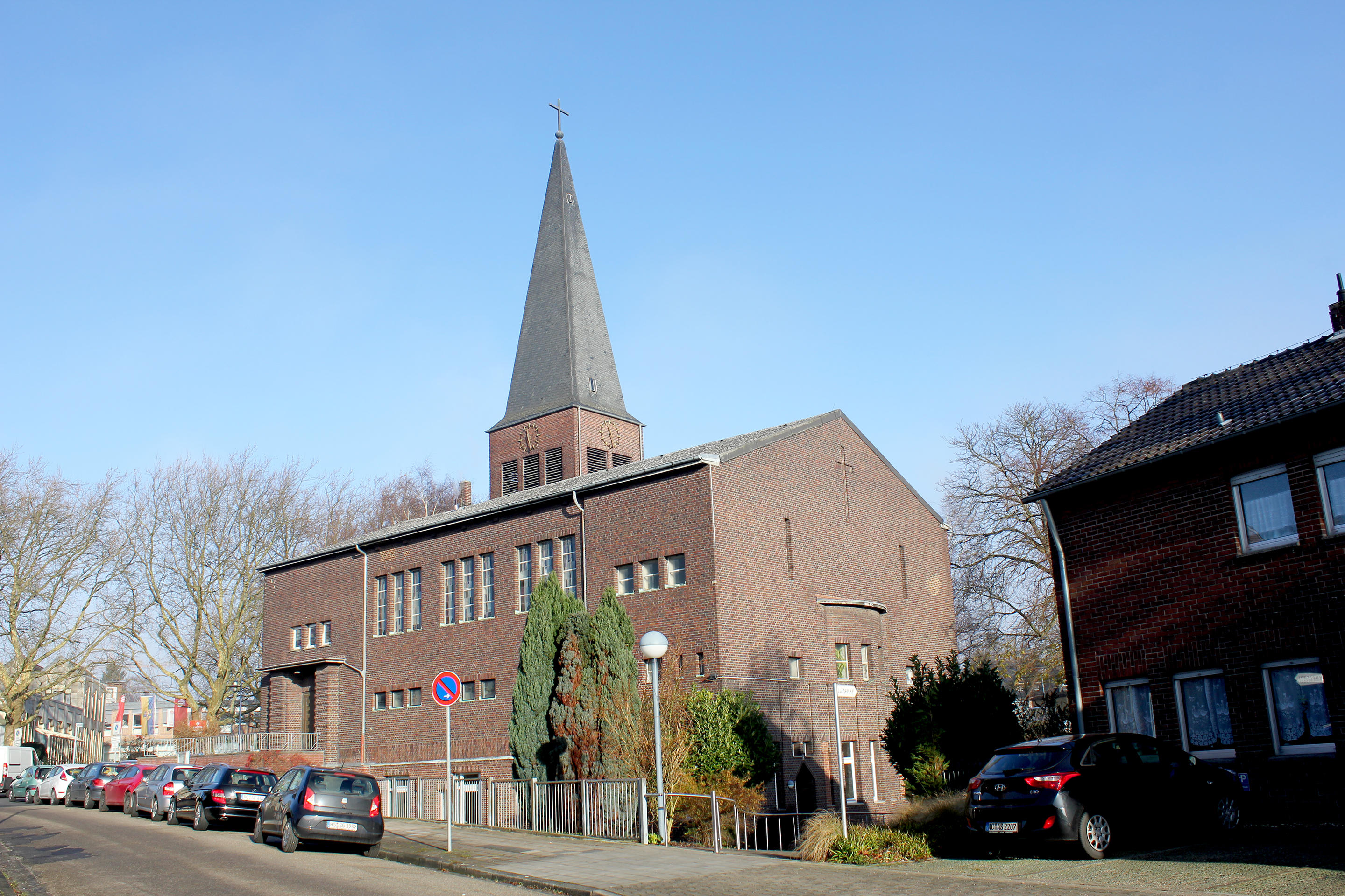 Bild 2 Martin-Luther-Kirche Alsdorf - Evangelische Christusgemeinde in Alsdorf