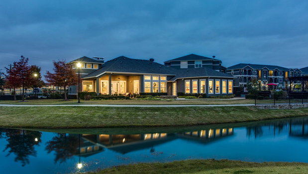 Images Orion Prosper Apartments