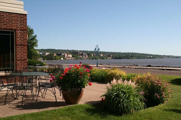 Images Hampton Inn Duluth Canal Park