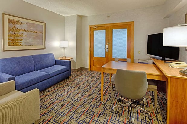 Images Embassy Suites by Hilton Chicago O'Hare Rosemont