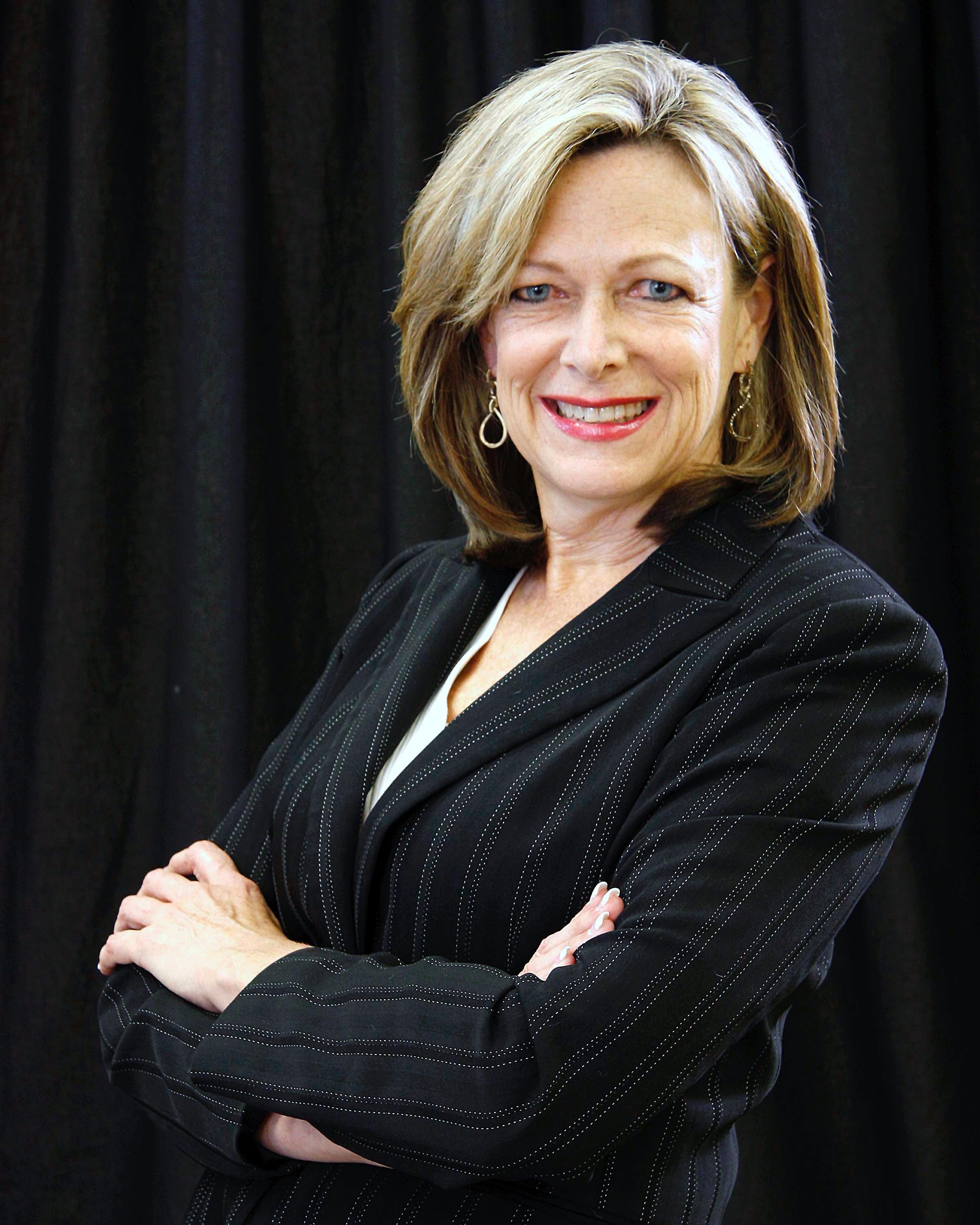Virginia Miller Realtor with Chinowth & Cohen Realtors