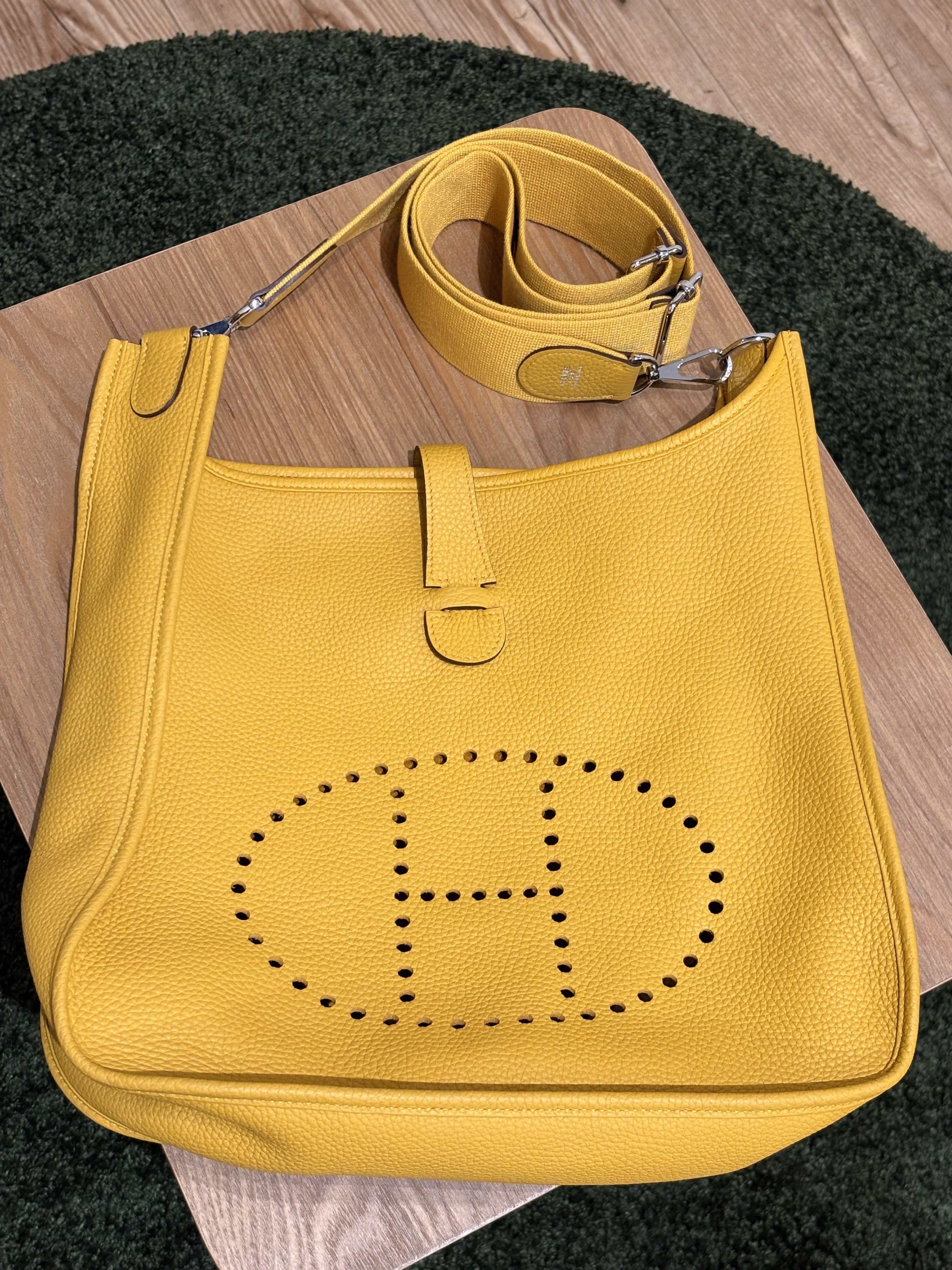 Images KOMEHYO（コメ兵）買取センター東岡崎