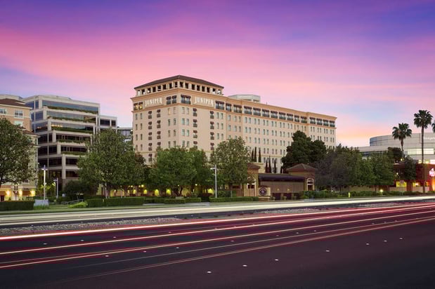 Images Juniper Hotel Cupertino, Curio Collection by Hilton