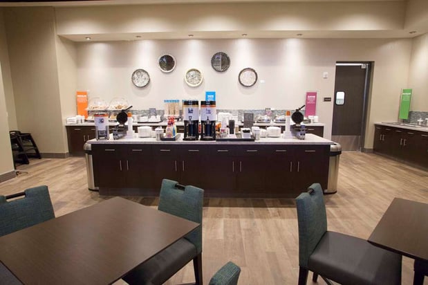 Images Hampton Inn & Suites Downtown St. Paul