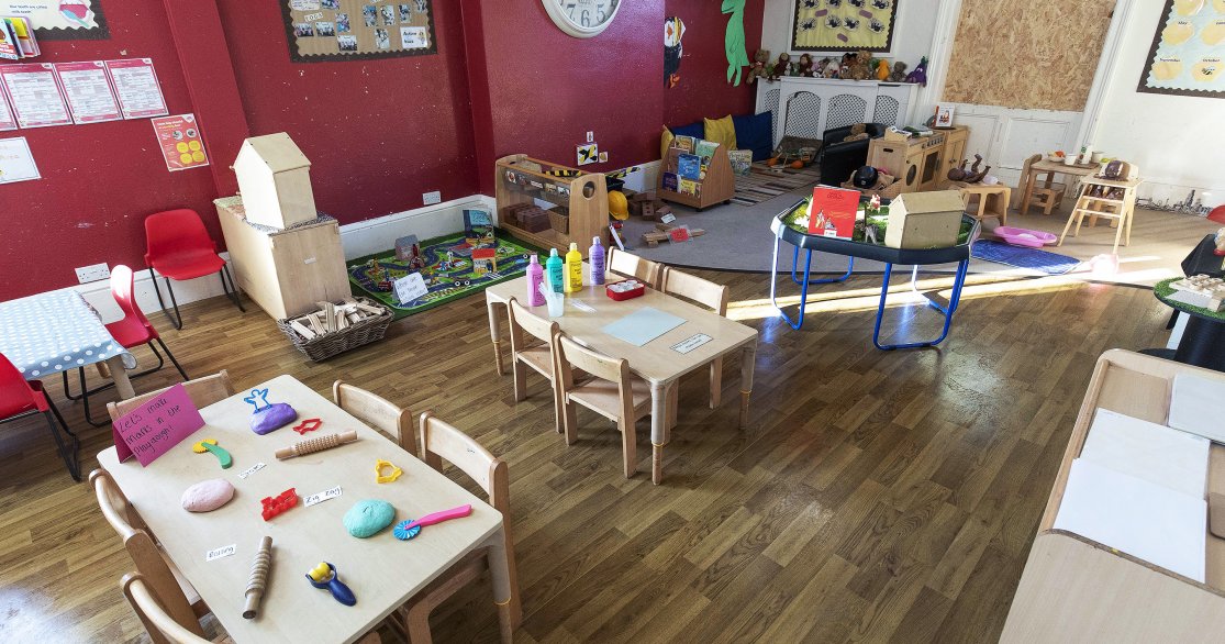 Images Busy Bees Childcare Nursery in Cheltenham Wellington Road