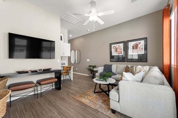 Images VLux Madison | Homes for Rent