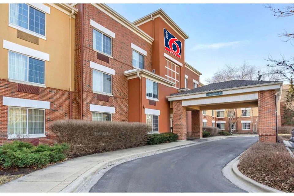 Studio 6 Extended Stay Chicago Vernon Hills Lincolnshire IL