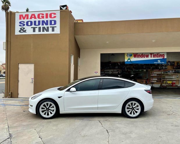 Images Magic Sound & Tint