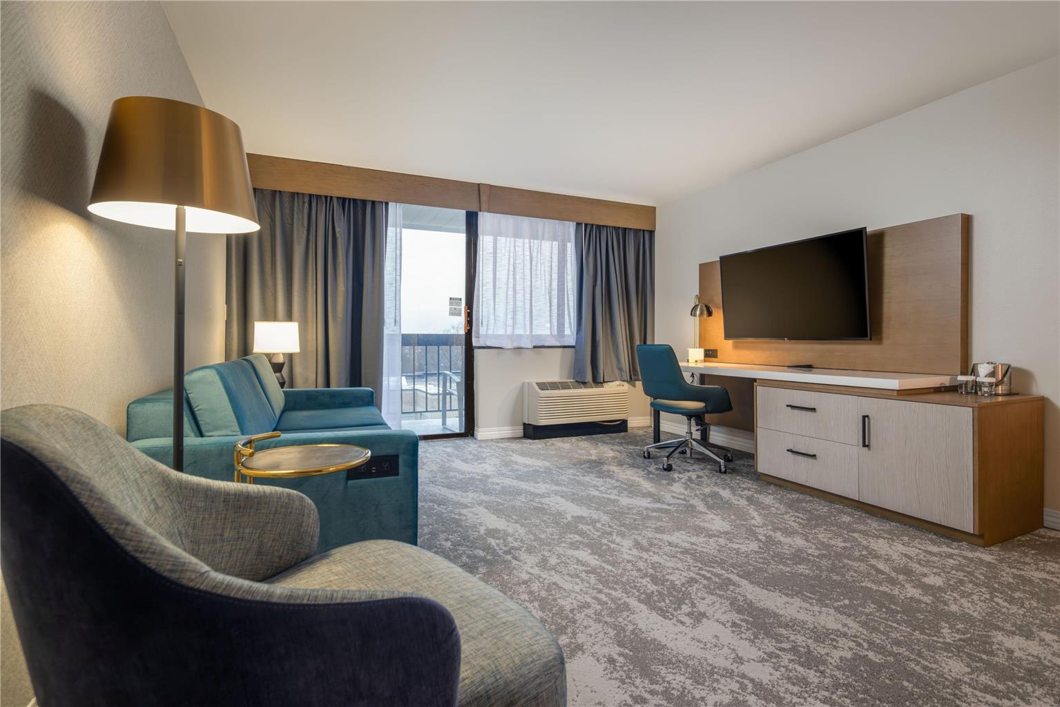 Guest room