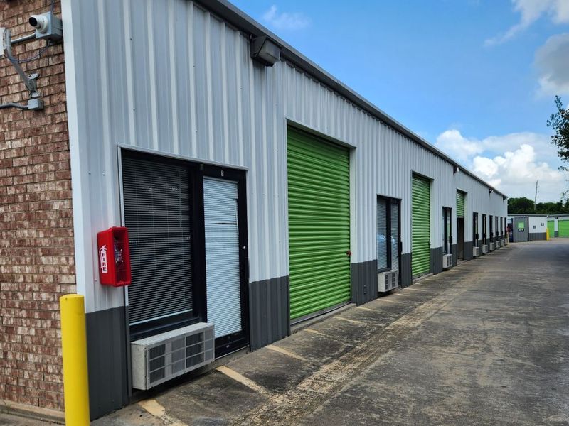 3298_Exterior Units