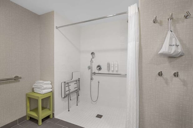Images Hampton Inn & Suites Bakersfield Central