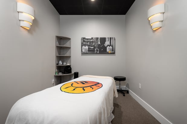 Images 100% Chiropractic - Gainesville FL