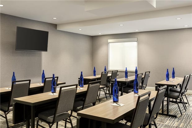 Images Homewood Suites by Hilton Burlington