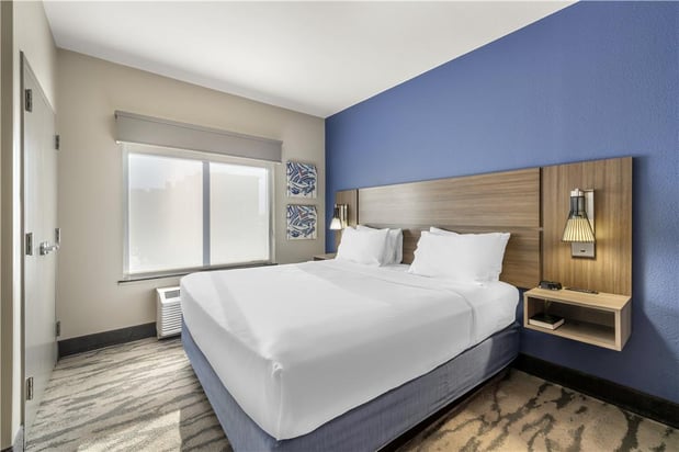 Images Best Western Plus Castlerock Inn & Suites