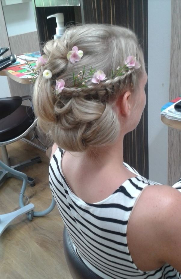 Bild 15 von Isabel Keiblinger - Friseur Anneliese