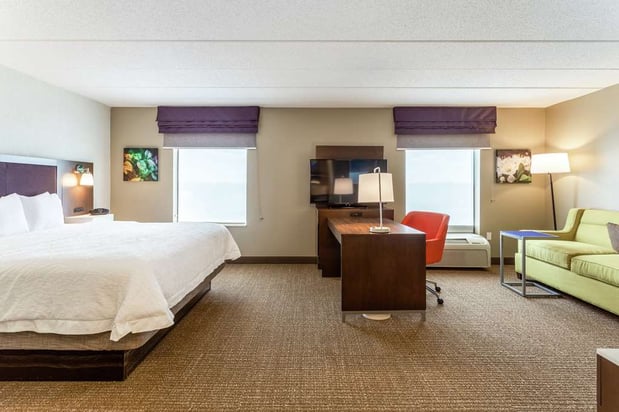 Images Hampton Inn & Suites Chicago-Libertyville