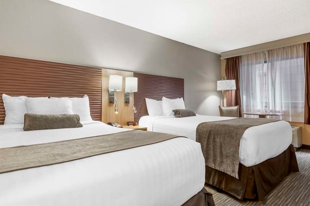 Images Best Western Plus Landing View Inn & Suites