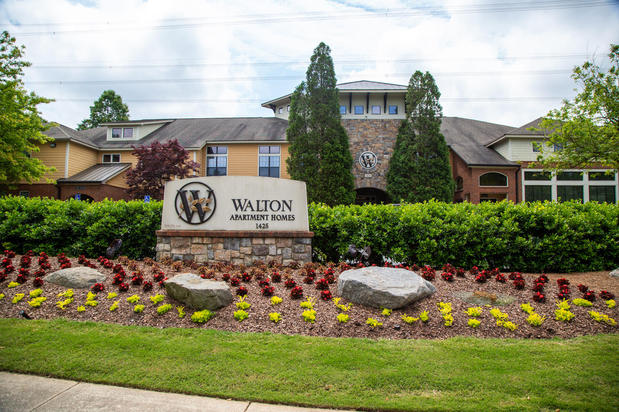 Images Walton Ridenour
