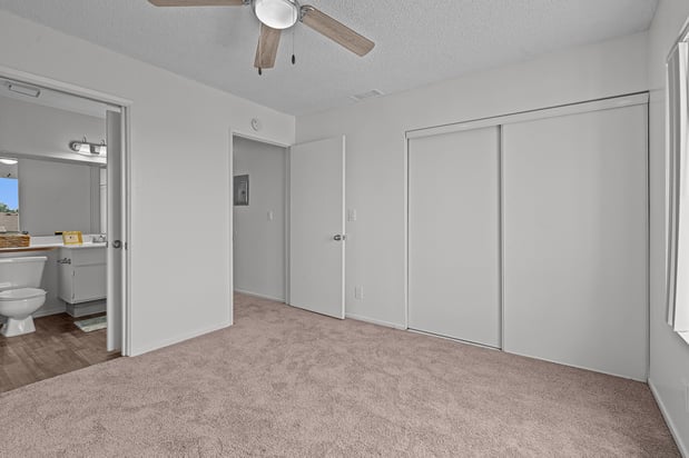 Images Highland Meadows Apartments