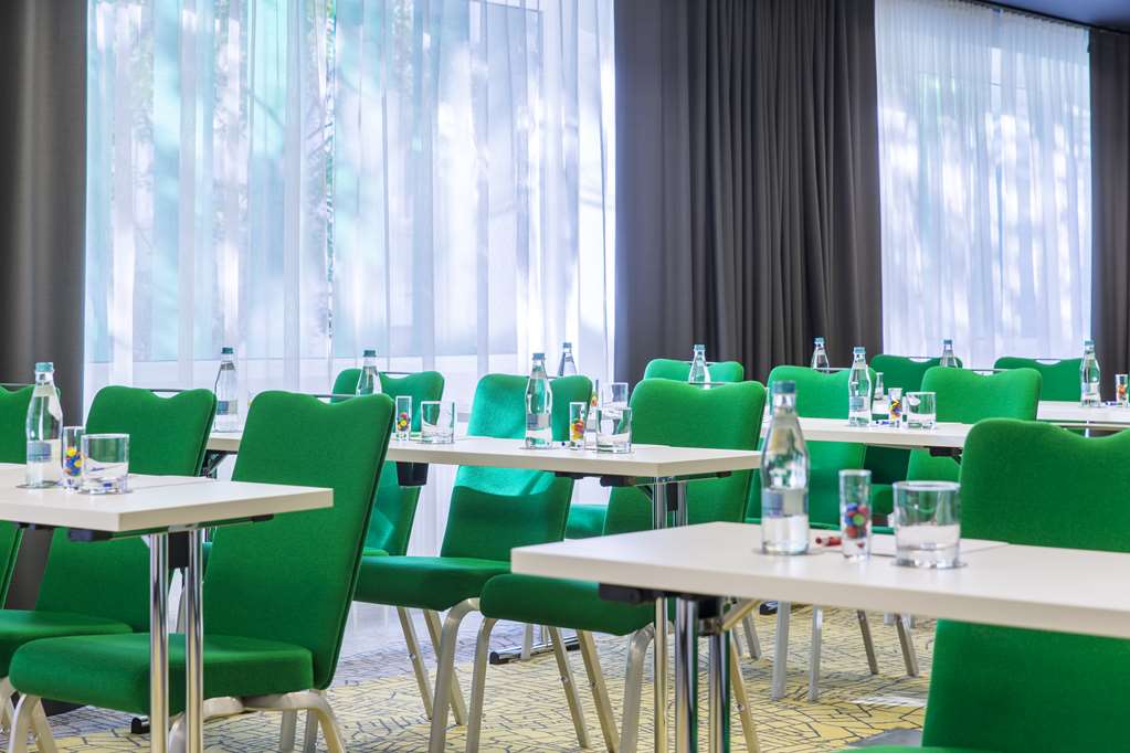 Images Park Inn by Radisson Bucharest Hotel & Residence