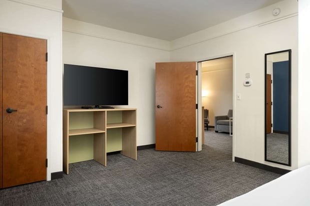 Images Spark by Hilton Savannah Airport