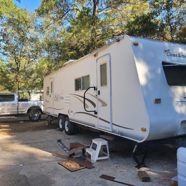 Images D-RV Mobile Repair