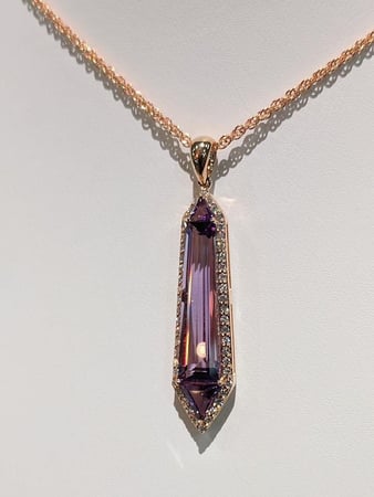 Images Carioti Jewelers
