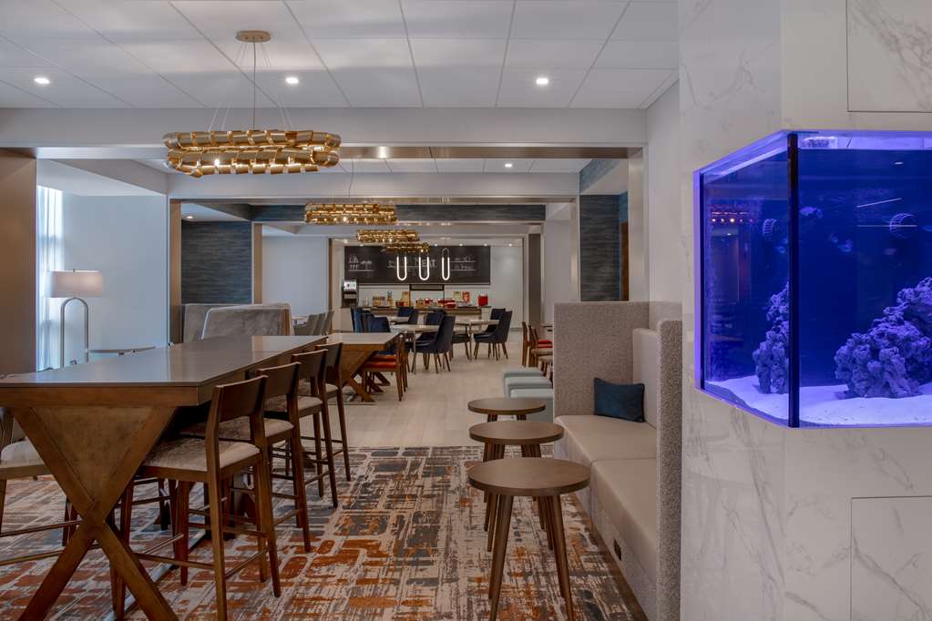 Images Hampton Inn by Hilton Winnipeg Downtown