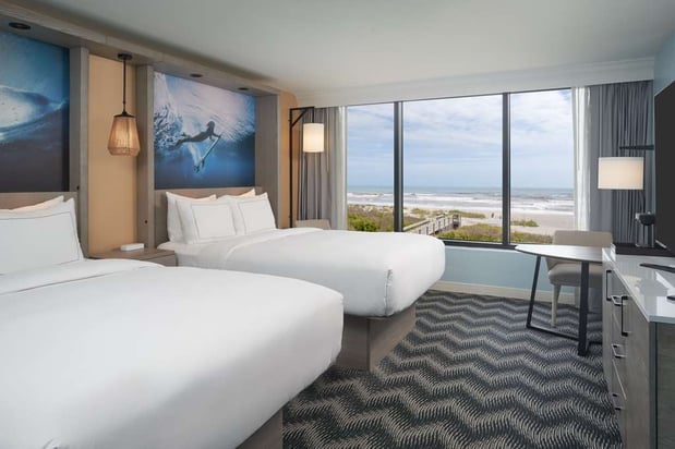 Images Hilton Cocoa Beach Oceanfront