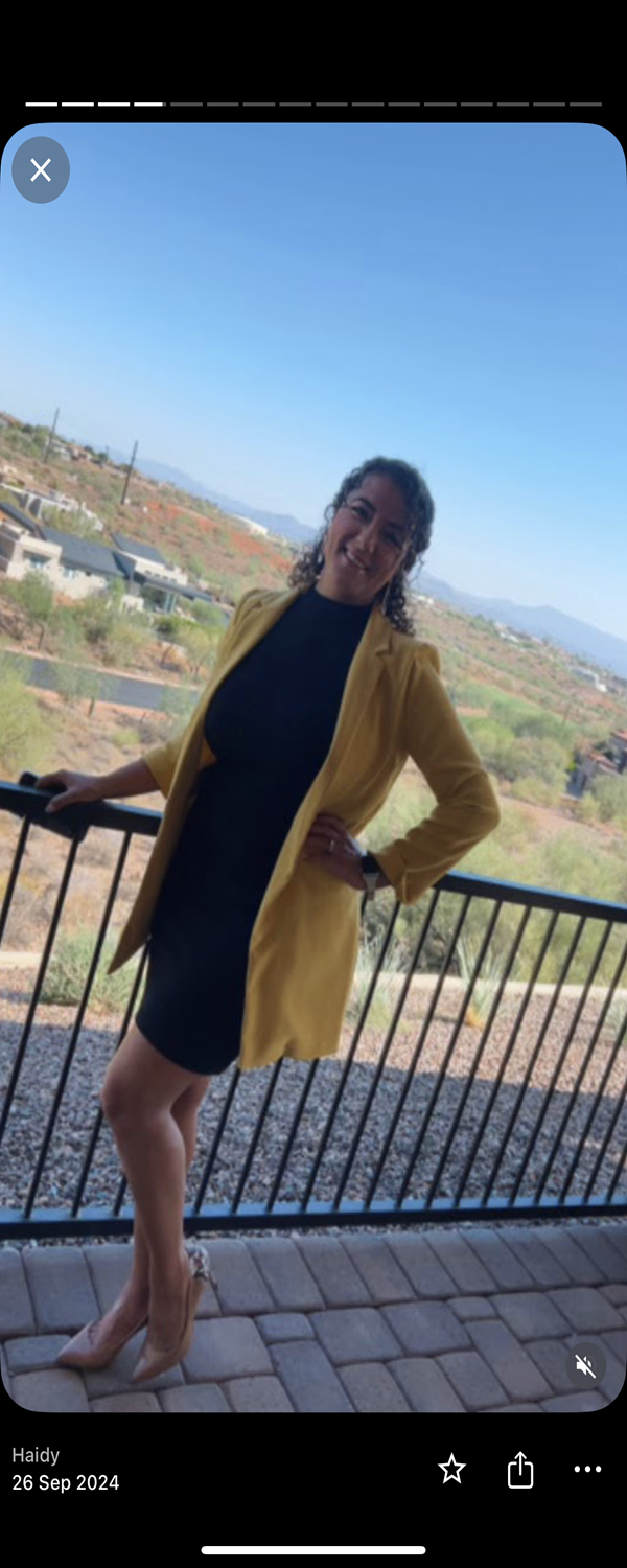 Haidy Henes, REALTOR Image