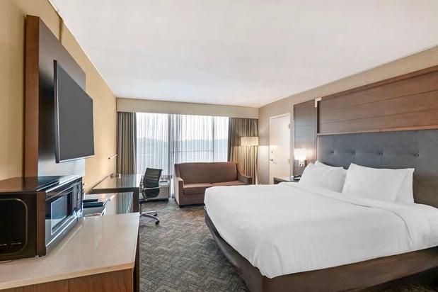 Images Best Western Plus Kansas City Sports Complex Hotel