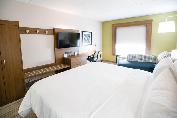 Images Holiday Inn Express & Suites Knoxville-Farragut by IHG