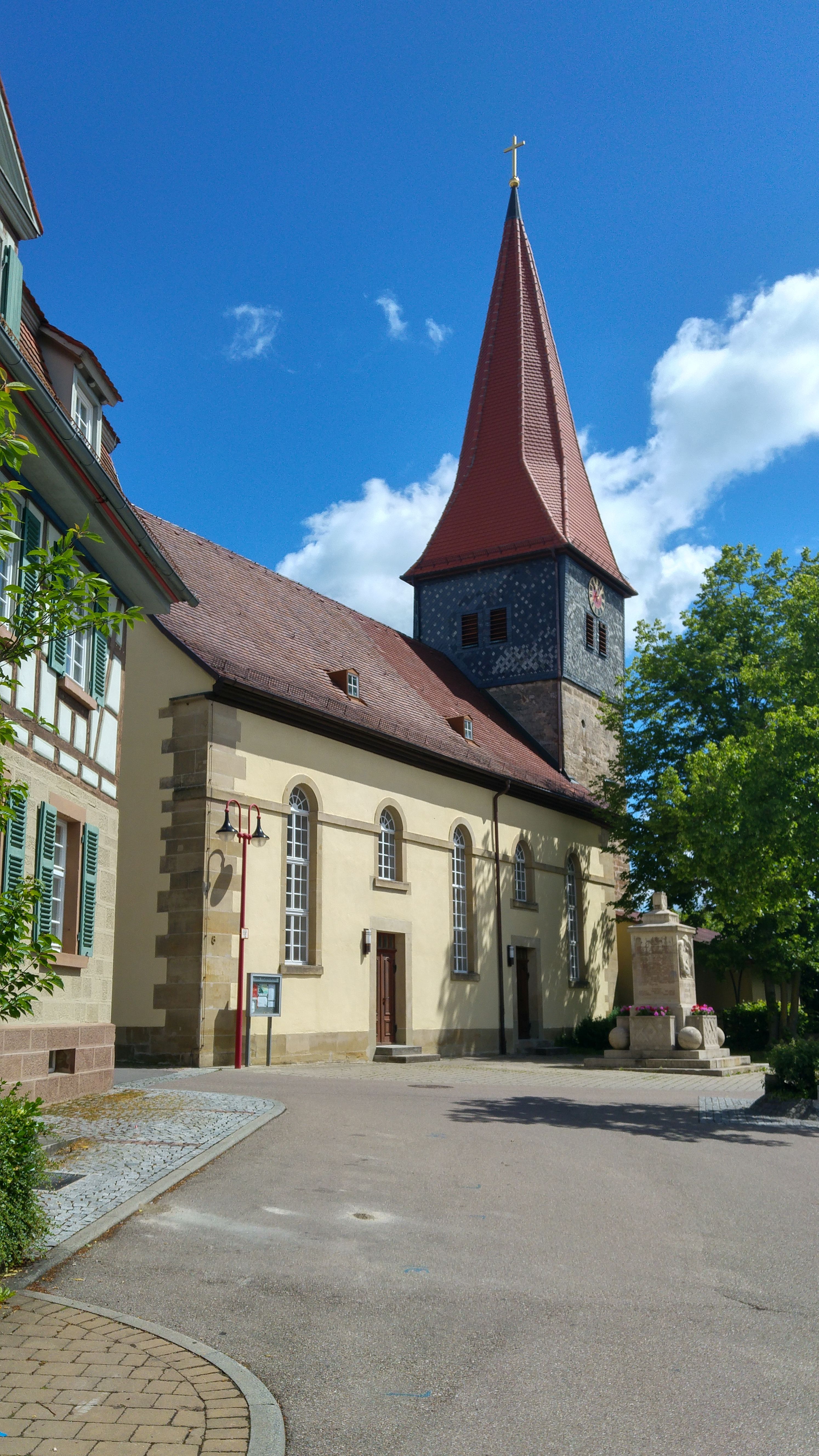 St. Petronella Kirche - Evangelische Kirchengemeinde Ilshofen, Am Markt 8 in Ilshofen