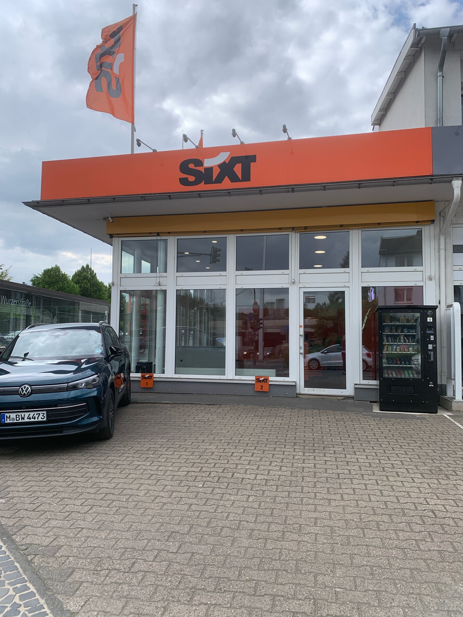 SIXT Autovermietung Bonn, Godesberger Allee 2-6 in Bonn