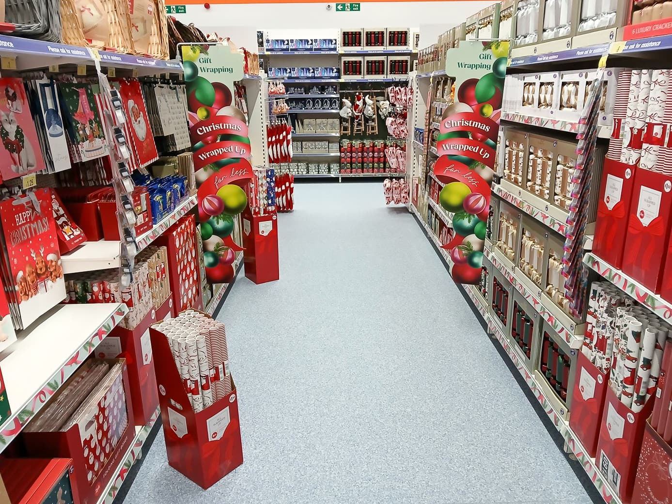 Images B&M Home Store with Garden Centre