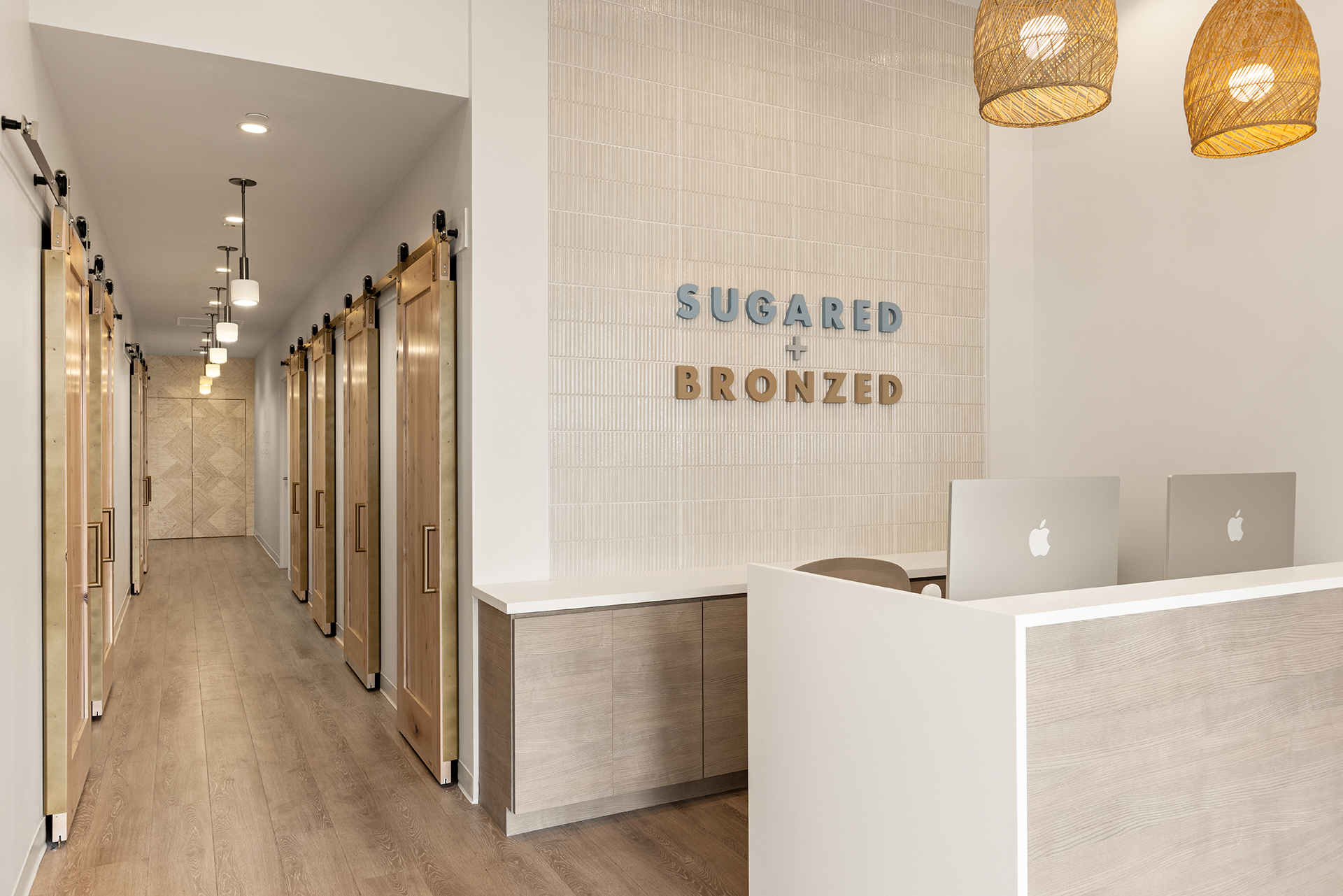 SUGARED + BRONZED Huntington Beach reception desk