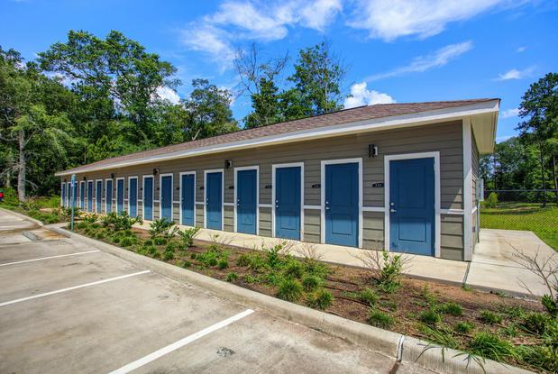 Images Urban Oaks at Conroe