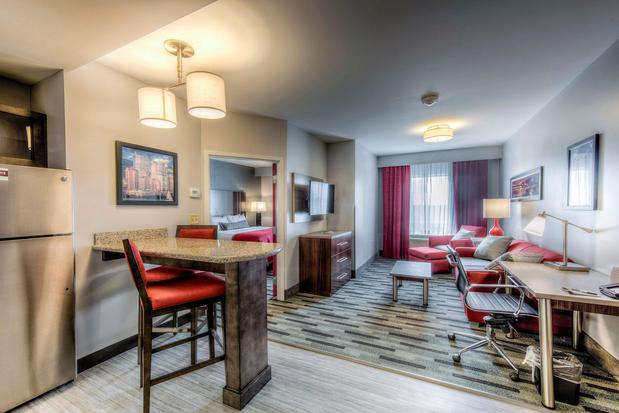 Images Staybridge Suites Columbus OSU-Medical Center by IHG