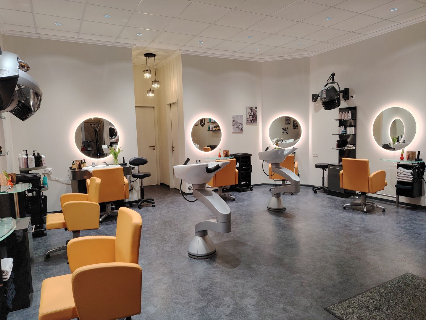 Hair & Beauty Studio Rößer, Klebendorfer Str. 1 in Taucha