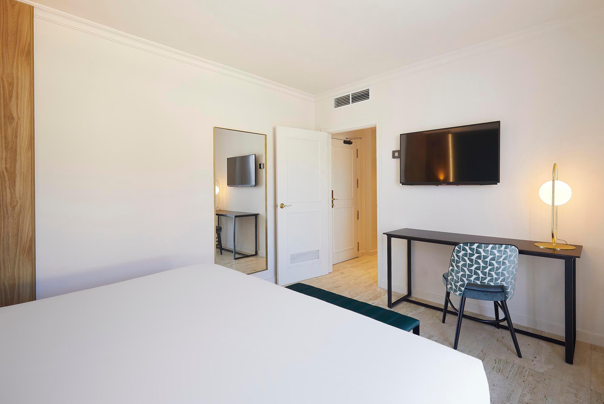 Images Exe Mitre Hotel