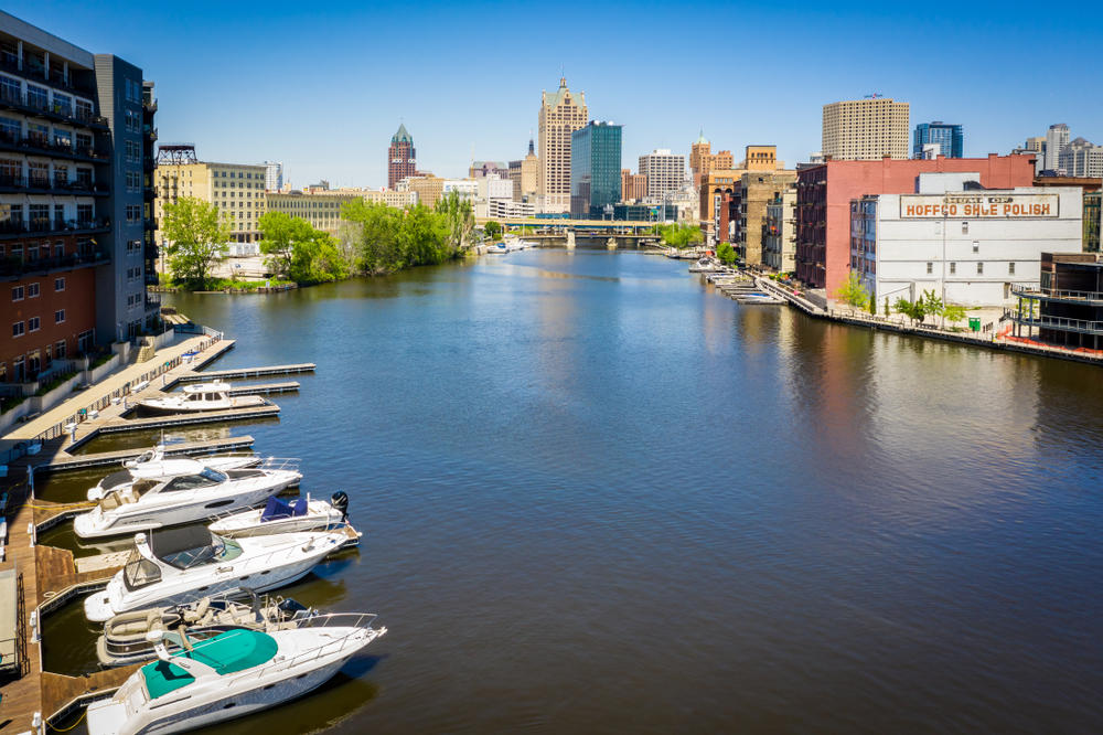 Milwaukee River