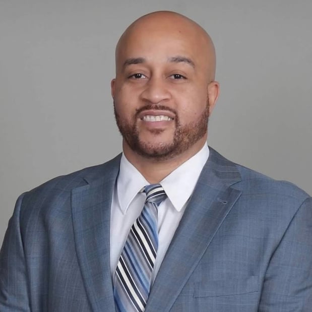 Images Corey Williams - Mutual Of Omaha