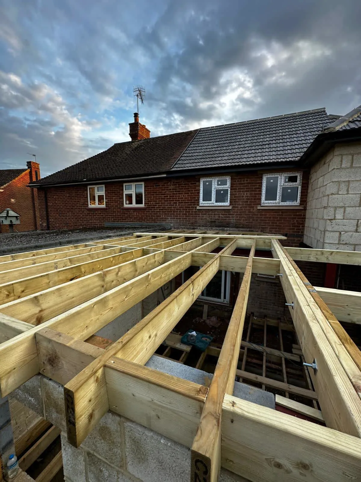 Images Stars Roofing Ltd