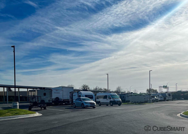 Images CubeSmart Self Storage