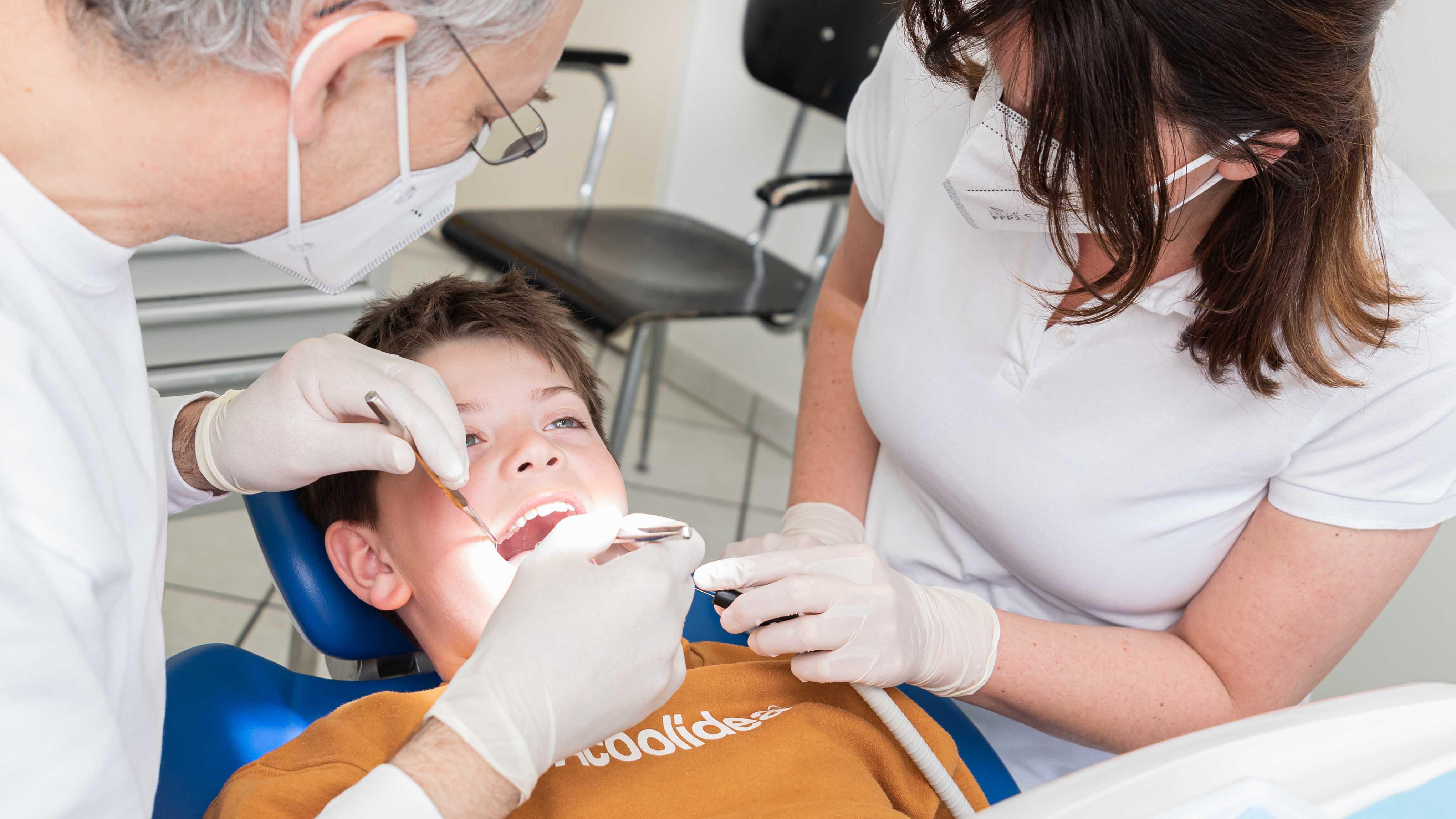 Kundenfoto 2 Zahnarztpraxis Dr. Hörschler Köln