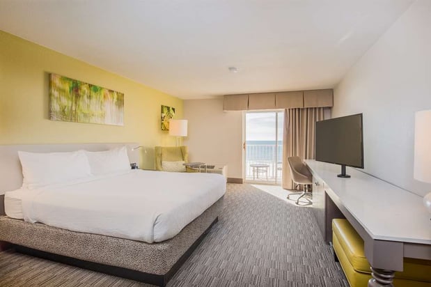 Images Hilton Garden Inn Orange Beach Beachfront
