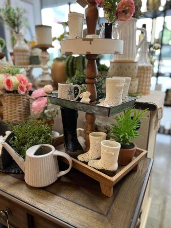Images Miss Daisy's Home & Decor Co.